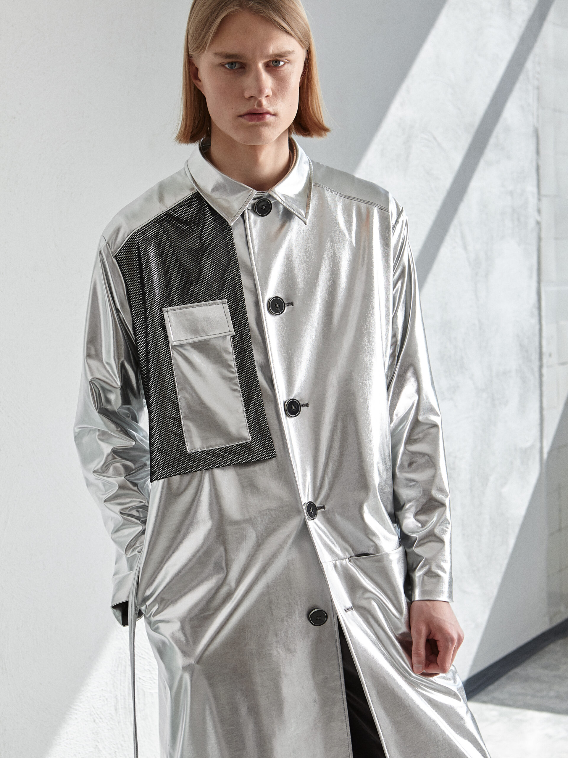 Coat ''STAUROGYNE'' 4 Coat ''STAUROGYNE''